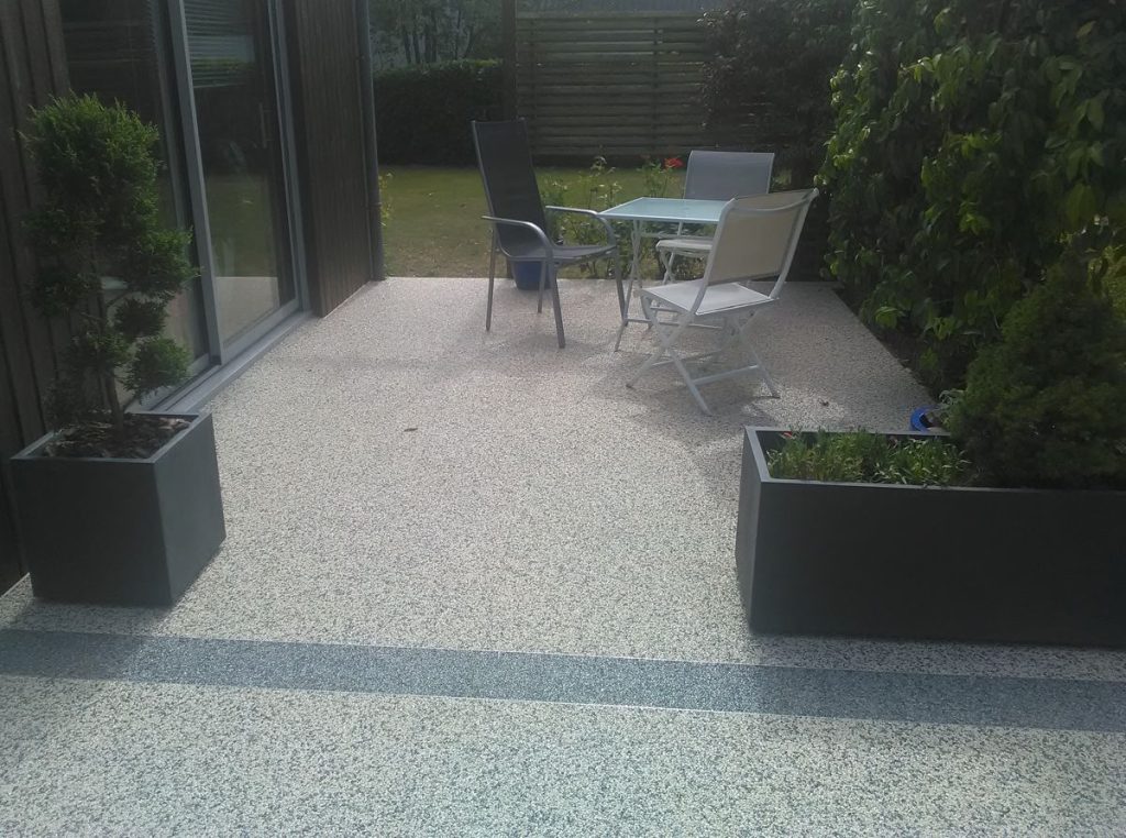 moquette de pierre - terrasse en résine - resine terrasse - résine pour exterieur - résine pour exterieur - resine sol terrasse - revêtement sol exterieur résine 47
